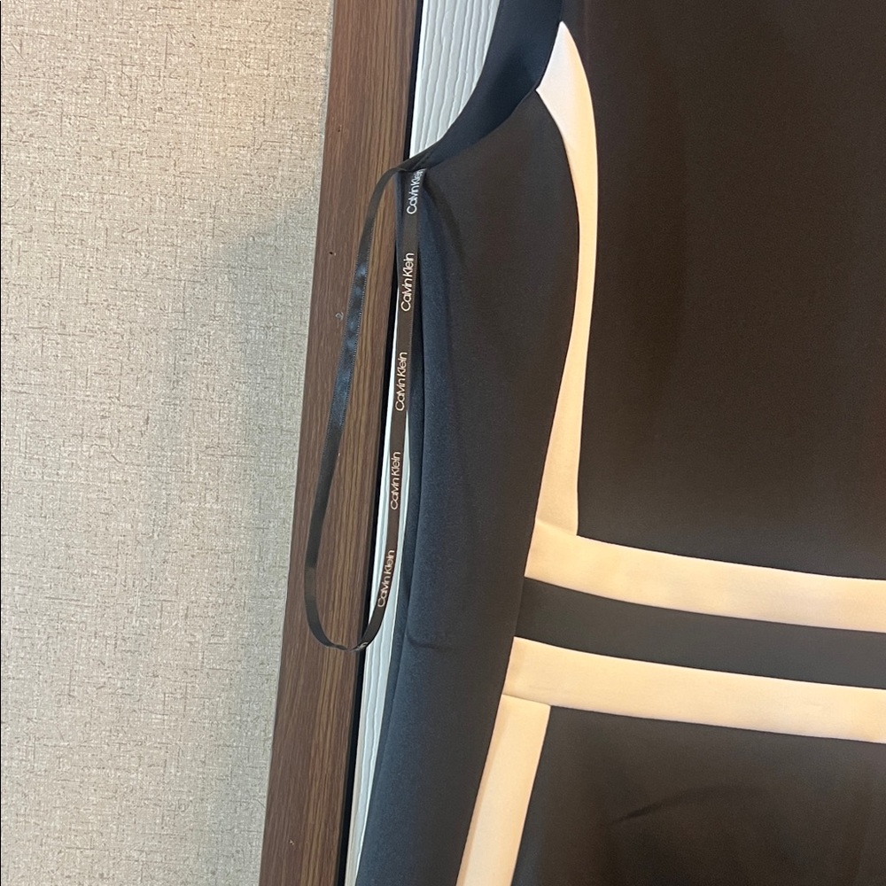 Calvin Klein Black and White Midi Dress - Picture 7 of 9